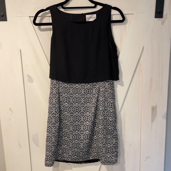 Olive+Oak dress with drapes top & cut out back - Picture 1 of 6